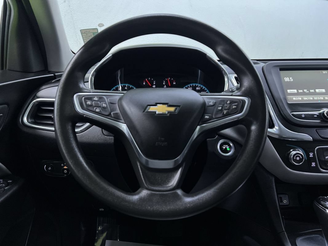 Used 2018 Chevrolet Equinox LS FWD image 19