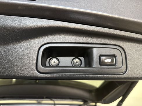 Used 2019 Honda Pilot Elite image 22