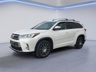 Used 2018 Toyota Highlander SE w/ Protection Package #3