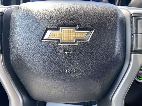 Used 2024 Chevrolet Silverado 3500 LT w/ Convenience Package image 19