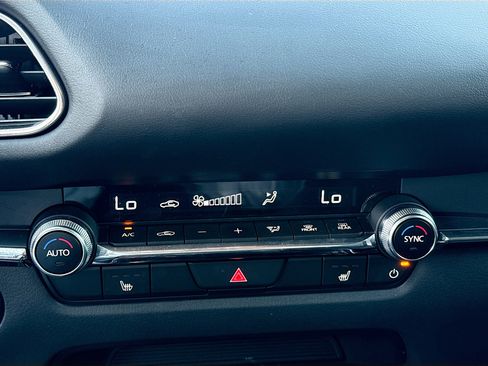 Used 2025 MAZDA CX-30 AWD 2.5 S w/ Premium Package image 34