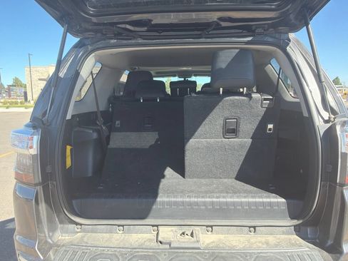 Used 2017 Toyota 4Runner Limited AWD/4WD image 13