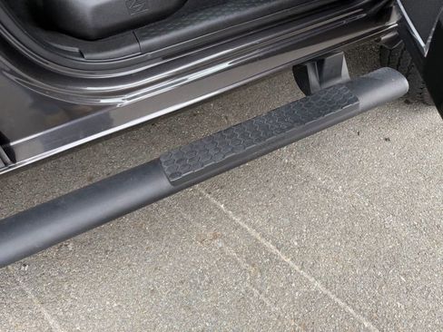 Used 2024 RAM 2500 Laramie w/ Night Edition image 31