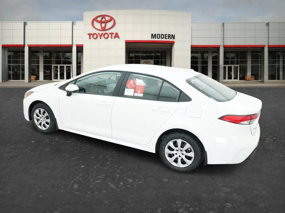 New 2027 Toyota Corolla LE FWD image 15