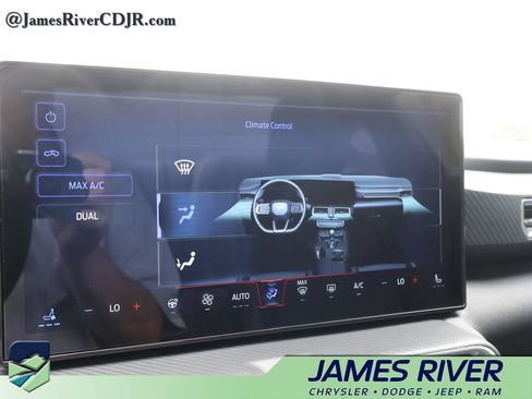 Used 2026 Ford Mustang Premium RWD image 30