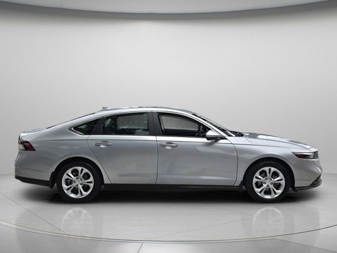 Used 2024 Honda Accord LX image 5