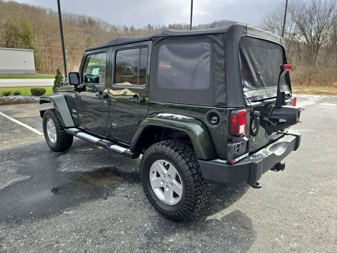 Used 2012 Jeep Wrangler Unlimited Sahara w/ Connectivity Group image 3