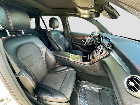 Used 2022 Mercedes-Benz GLC 43 AMG AMG GLC 43 image 34