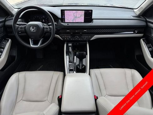 Used 2024 Honda Accord Touring image 4