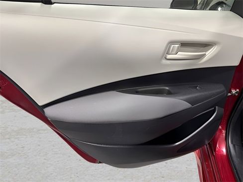 Used 2022 Toyota Corolla LE image 26