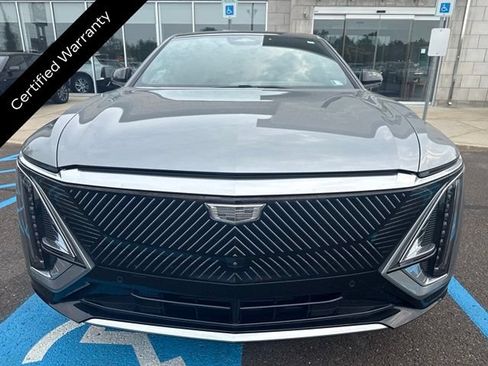 Used 2024 Cadillac Lyriq Luxury AWD/4WD image 12