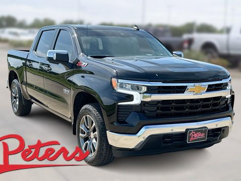 Used 2025 Chevrolet Silverado 1500 LT AWD/4WD image 1