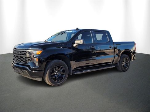 Certified 2025 Chevrolet Silverado 1500 Custom w/ LPO, Dark Essentials Package image 2