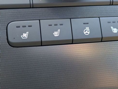 Used 2025 Hyundai Palisade Calligraphy image 26