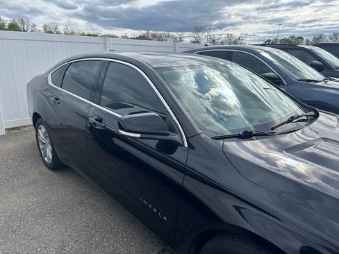 Used 2019 Chevrolet Impala LT FWD image 7
