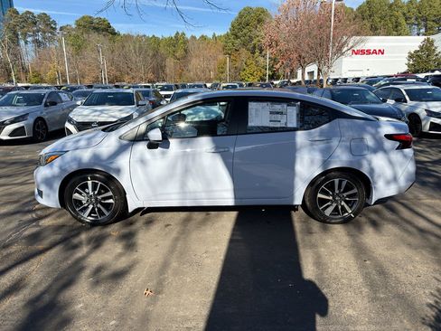 New 2025 Nissan Versa SV w/ Trunk Package image 4