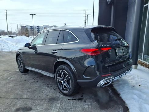 Used 2026 Mercedes-Benz GLC 300 4MATIC image 4