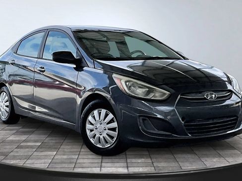 Used 2017 Hyundai Accent SE FWD image 3