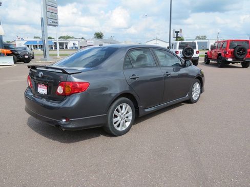 Used 2010 Toyota Corolla S FWD image 4
