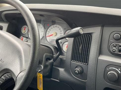 Used 2003 Dodge Ram 2500 Truck ST RWD image 23