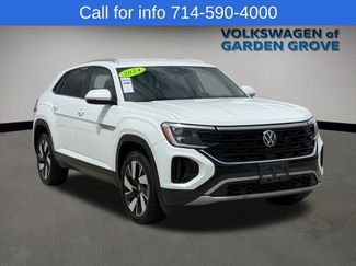 Used 2024 Volkswagen Atlas Cross Sport SE FWD video 2