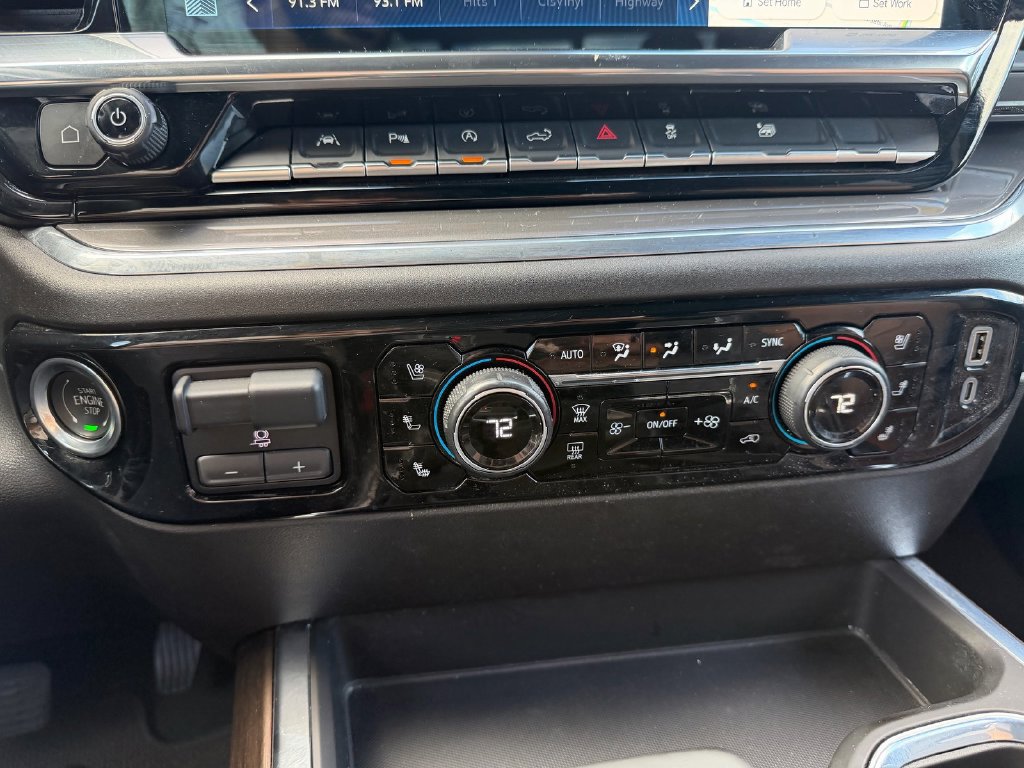 Used 2025 Chevrolet Silverado 1500 High Country RWD image 23