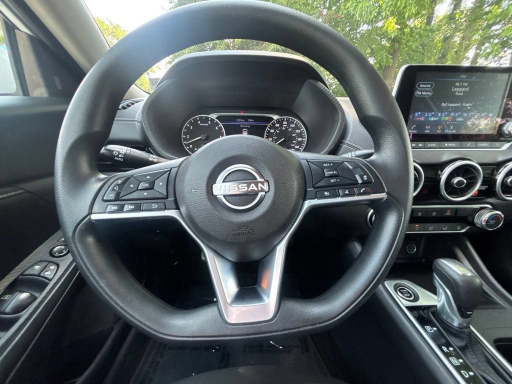 Used 2025 Nissan Sentra SV FWD image 43