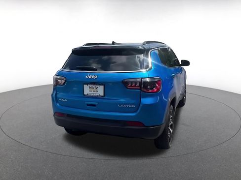 Used 2025 Jeep Compass Limited AWD/4WD image 13