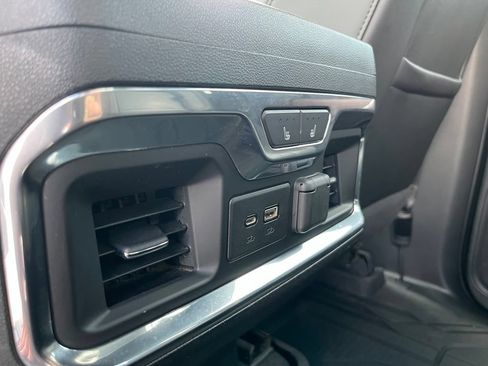 Used 2020 Chevrolet Silverado 1500 High Country w/ Technology Package AWD/4WD image 30