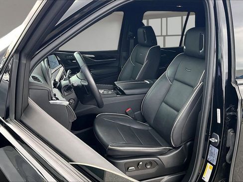Used 2023 Cadillac Escalade Sport AWD/4WD image 26