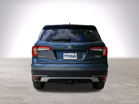 Used 2019 Honda Pilot Touring image 8