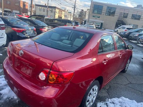 Used 2010 Toyota Corolla FWD image 11