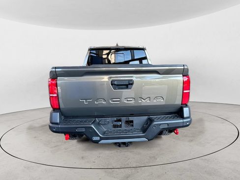 Used 2025 Toyota Tacoma 4x4 Double Cab Hybrid image 4