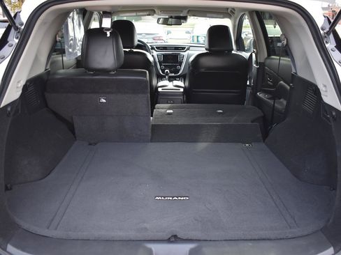 Used 2024 Nissan Murano SV w/ SV Midnight Edition Package image 17