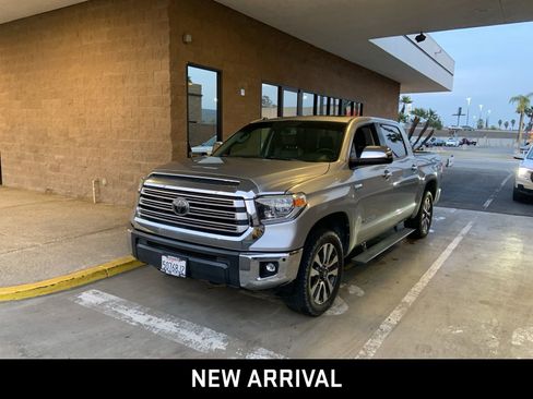 Used 2018 Toyota Tundra Limited image 1
