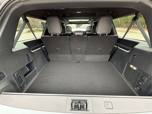 New 2025 Lincoln Navigator L Reserve w/ Jet Appearance Package image 25