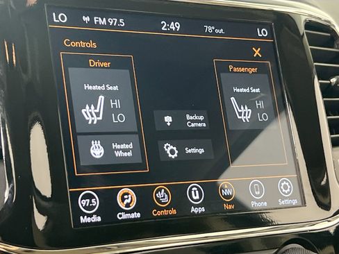 Used 2022 Jeep Grand Cherokee Laredo E w/ Security & Convenience Group image 19