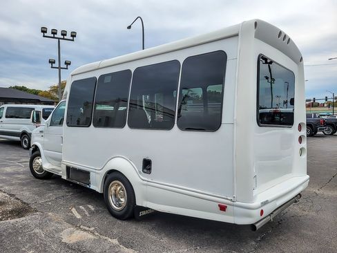 Used 2014 Ford E-350 and Econoline 350 Super Duty image 5