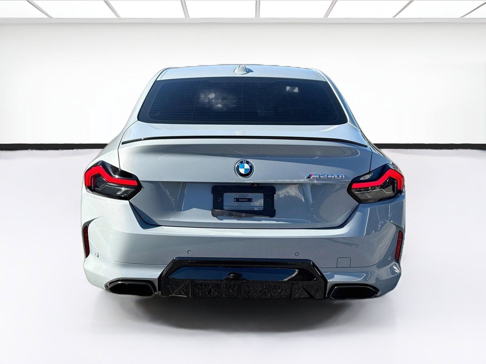 Used 2025 BMW M240i Coupe w/ Premium Package RWD image 5