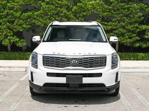 Used 2021 Kia Telluride EX FWD image 2