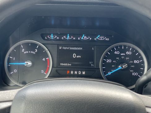 Used 2020 Ford F250 XLT w/ XLT Value Package AWD/4WD image 24