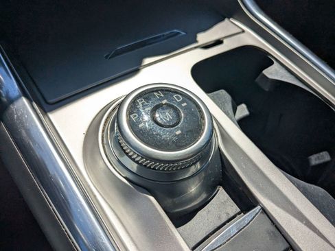 Used 2020 Ford Explorer Limited RWD image 23