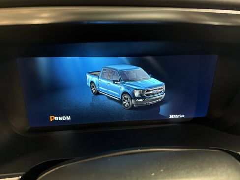 Used 2023 Ford F150 Platinum image 7