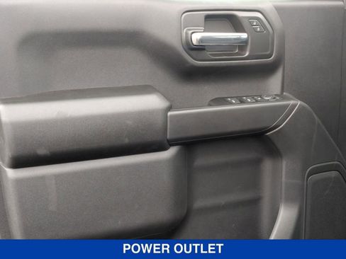 New 2026 Chevrolet Silverado 1500 Custom Trail Boss w/ LPO, Dark Essentials Package AWD/4WD image 11
