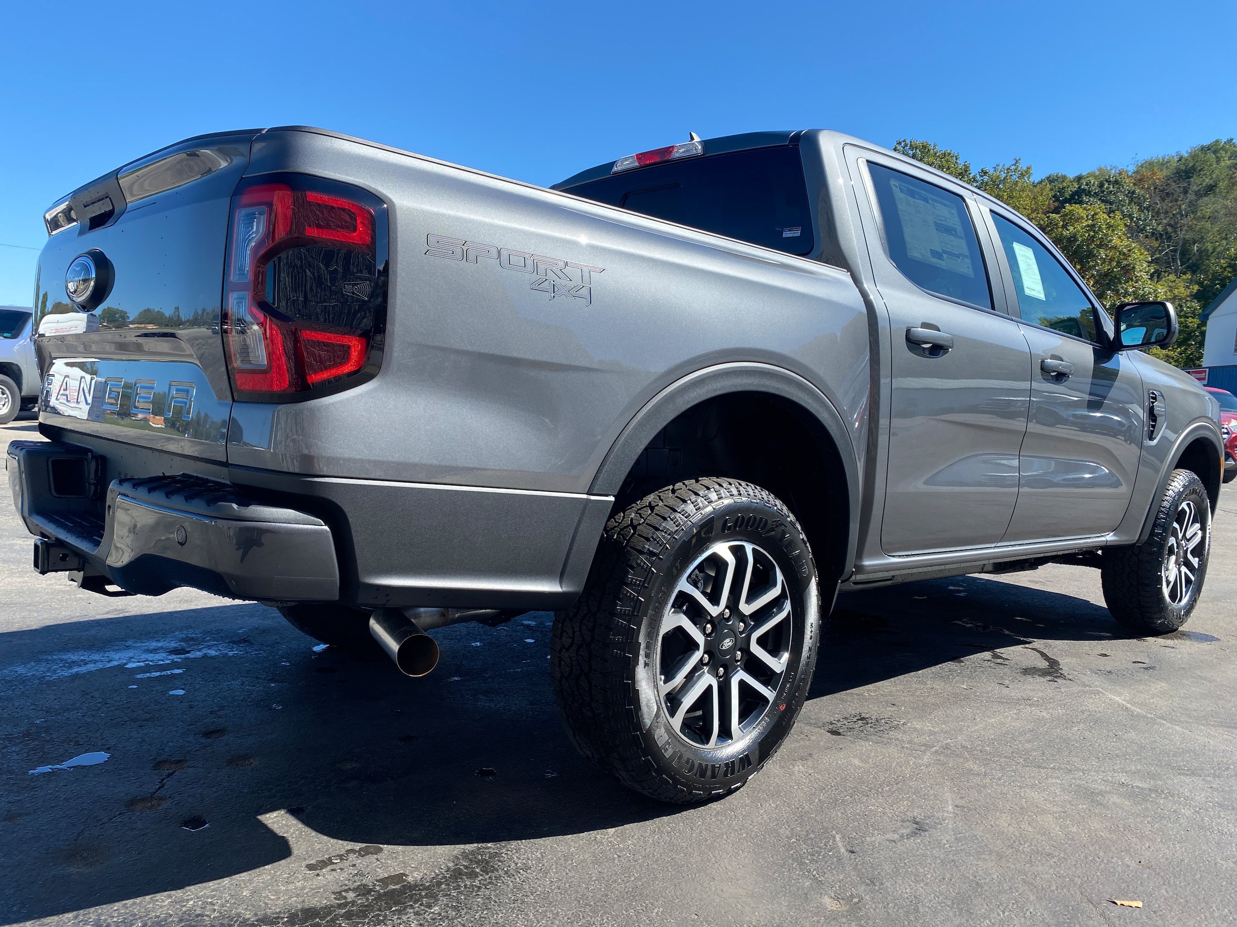 New 2026 Ford Ranger Lariat w/ Convenience Package AWD/4WD image 10