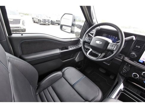 Used 2026 Ford F250 Platinum AWD/4WD image 8