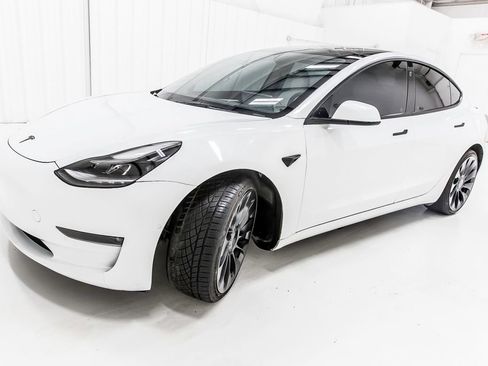 Used 2022 Tesla Model 3 Performance AWD/4WD image 3