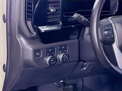 Used 2022 GMC Sierra 1500 Elevation image 4