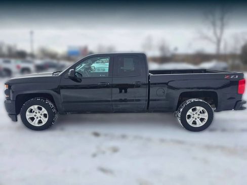 Used 2018 Chevrolet Silverado 1500 LT w/ All Star Edition image 4