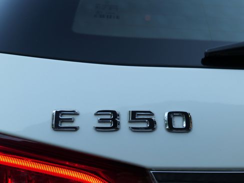 Used 2014 Mercedes-Benz E 350 4MATIC Wagon image 62